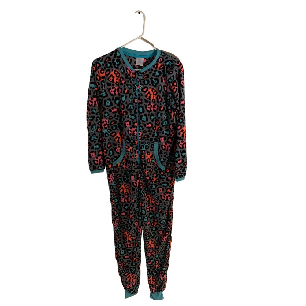 NEW Secret Treasures Pajamas One Piece Gray Pink Turquoise Animal Print Sz S 4-6
